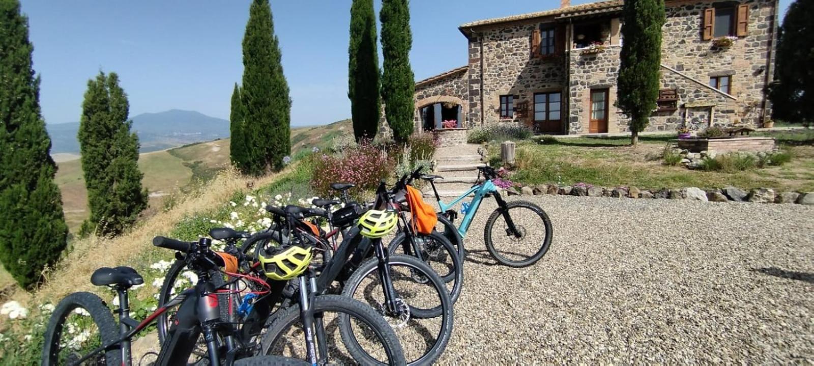 Casa Al Maestro B&B Radicofani Luaran gambar