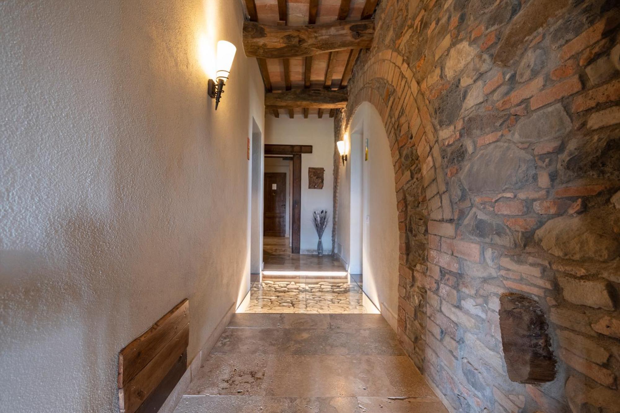 Casa Al Maestro B&B Radicofani Luaran gambar
